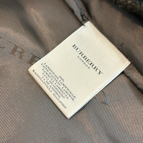 Burberry London Wool Tweed Cape - size S - Picture 4 of 9